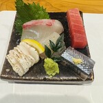 321430919 - 伝助穴子、カンパチ、みかん鯛、中トロ、秋刀魚