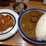 エチオピア カリー キッチン アトレ秋葉原1店 - ビーフカレーご飯大盛、チキンカツ。ジャガイモも無料。