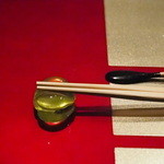 野嵯和 - お盆は緑の色違いで、赤も作ったようです。