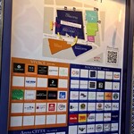 サンマルクカフェ - お店が、多いとの事です。その様な商品を、扱われるお店は、陳列棚を埋める為に、多く製造する為、どうしても最後迄売れ残る、商品が出る業態で、あるのだそうです。隙間だらけの売り場では、お客さんは寄り付かなく