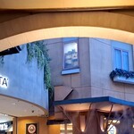 サンマルクカフェ - ○○屋さんになりた～い♪☆…LIKEな姿勢で、商売は先ず、継続しませんよね…。食べ物ではないですが、むかーし(○十年前…)、某ファンタジーRPGの、二次元創作本を、サークルで販売していた人のお手伝いを