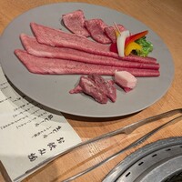 北新地 肉料理 名門 - 