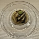 鮨 にし岡 - 鰖（東京・式根島）蓮根と白味噌ソース　◎◎  
      ソースめっちゃ好み