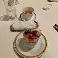 ジャスミンガーデン - 美味しいそうな杏仁豆腐でしょ ジャスミンガーデン - 美味しいそうな杏仁豆腐でしょ