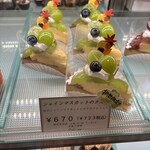 Patisserie Zipspfil - ショーケース