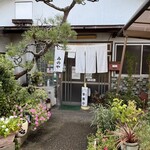 みのや - 店舗入り口