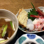 独酌　三四郎 - つみれ汁と刺身、俺の玉子焼き？