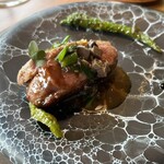 メゾン ケイ - 鴨肉味噌ニラソース