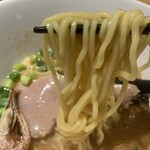 金澤濃厚甘えびラーメン 紅牡丹 - 