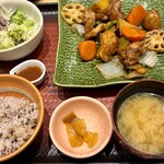 大戸屋 フォレオ大津一里山店 - 