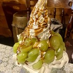 Non Non - 生シャインマスカットパフェ