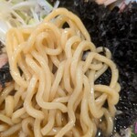 麺屋 遊仁 - 煮干し中華の麺は太麺♪これはハマる！