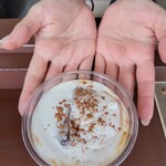 B-yond - お手々は非売品です