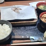 感動の肉と米 - ジュウジュウ熱々ではねます注意