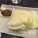 やきとん きむら - キャベツ（180円）