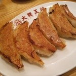 大阪王将 - 新！元祖焼餃子220円