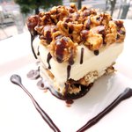 ギャレットカフェ　ミーツ　ダウンステアーズ - キャラメルクリスプアイス 450円