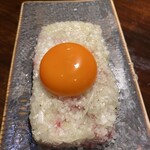 炭火焼肉 ホルモン にく式 - ネギ塩ユッケ