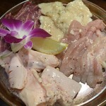 炭火焼肉 ホルモン にく式 - ホルモン