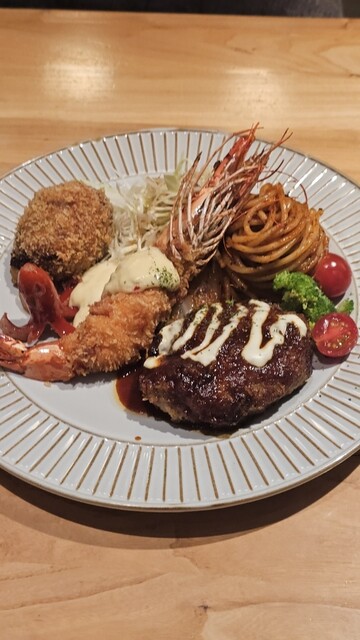 yellow ナゴヤノリタケガーデン （【旧店名】ESPRESSO D WORKS