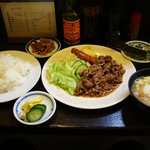 キッチン88 - 牛肉生姜焼き定食