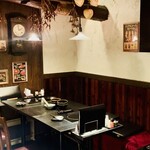 もつ鍋 えびす - テーブル席(1番2番)　最大7名様可能