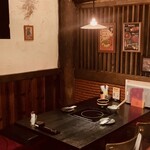 もつ鍋 えびす - テーブル席3番