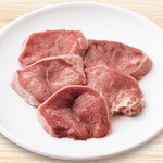 焼肉ぐりぐり家 - ジューシー厚切りタン