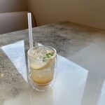 Side Side Cafe - 