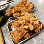 大分からあげと鉄板焼 上新庄応援団 勝男 - 