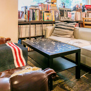 トレジャーリバー ブックカフェ_2