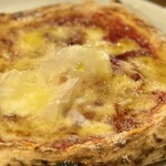 ピッツァ・イオーラ - 料理写真:・ビスマルク 単品 1,650円/税込