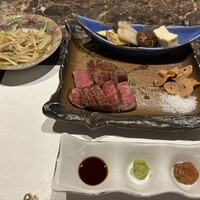 宮崎尾崎牛 鉄板焼き 吟 梅田ヒルトンプラザウエスト - 