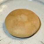 俵屋吉富 - 料理写真:栗饅頭