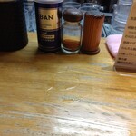 支那そば なかじま - 卓上調味料