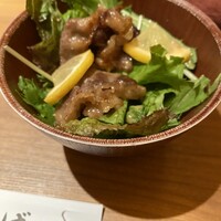 青ひげ - 焼肉入りサラダ