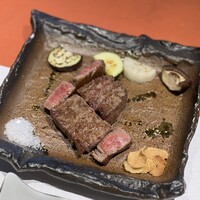 宮崎尾崎牛 鉄板焼き 吟 梅田ヒルトンプラザウエスト - 