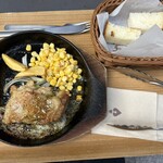 ブーランジェリーパティスリー アンド アンティーク - 