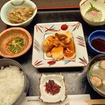 瀬戸内味覚処 芸州 本店 - おまかせ定食