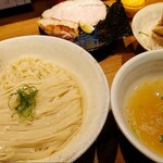 ジャパニーズ ラーメン 五感 - 特上塩つけめん(2200円)。