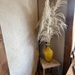 curation - 店内装飾