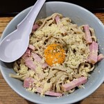 限界を超えろ - 【限定】カルボナーラ＋豚1枚　ニンニク　1300円