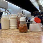 ONOMICHI - 卓上調味料