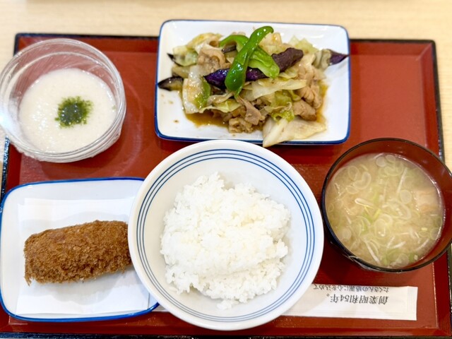 郡山桑野食堂（まいどおおきに食堂）- 地元で愛される食堂の魅力