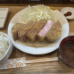 厚切りレアとんかつ まことん - 