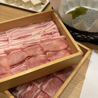 豚しゃぶ せいろ蒸し 豚匠 なんば邸 - 