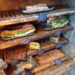 丘の上のパン屋 - 