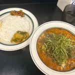 カレー魂 デストロイヤー - 