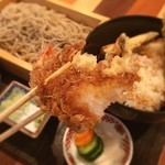 石はら - [過去ログ]サービスショット♡あーん♡
            
            [old post] alternative shot of the glorious shrimp tempura!
            
            #大ヒット #お気に入りスポット #蕎麦カフェ #favoritespot #sobanoodles #cafe #gakugeidaigaku #ishihara #石はら #food #foodie #foodgasm #foodp