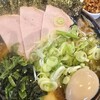 王道家直系 家系ラーメン がく